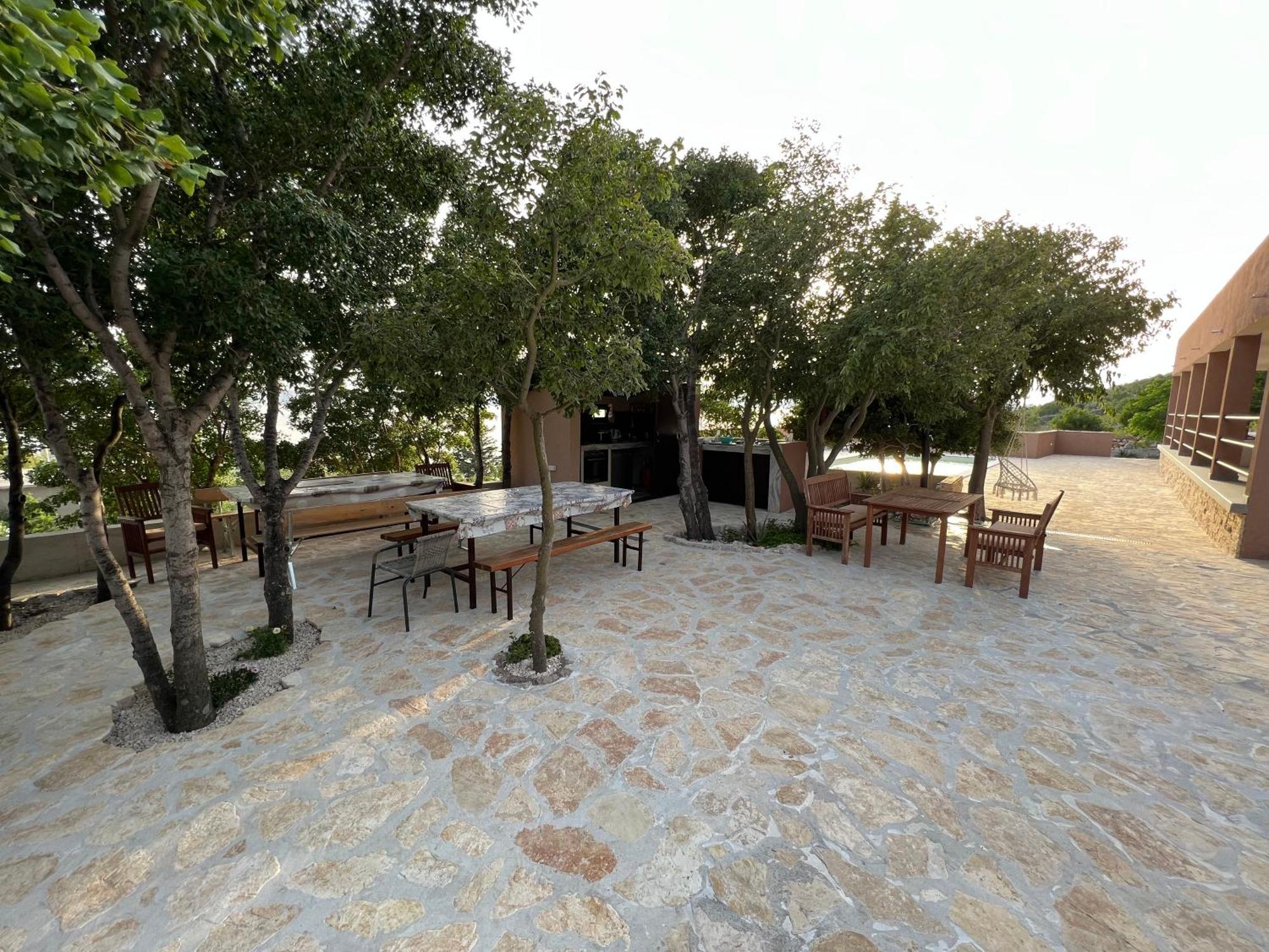 Toto Apartamento Lukovo Šugarje Exterior foto